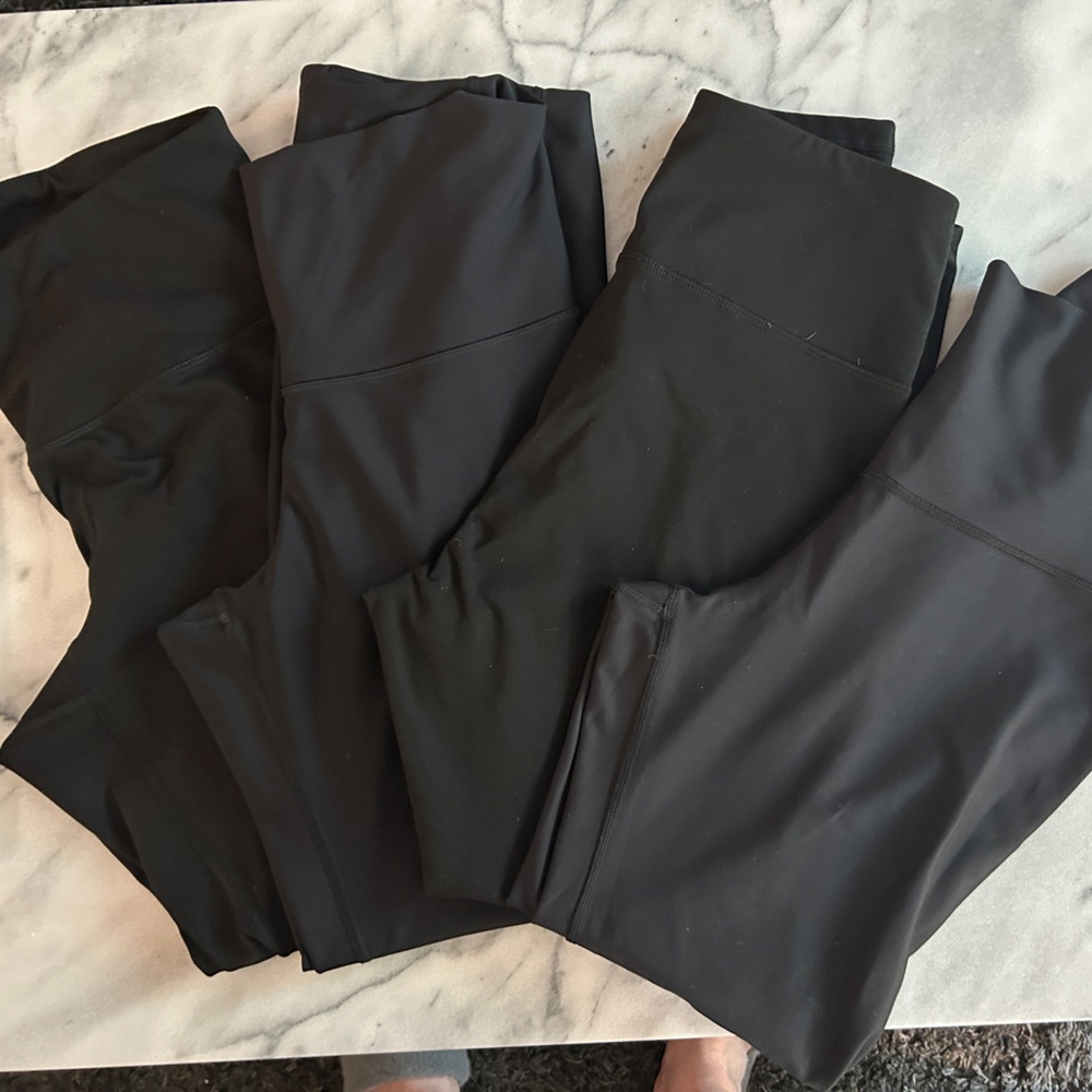 Old Navy Active Leggings - lot of 4 size large